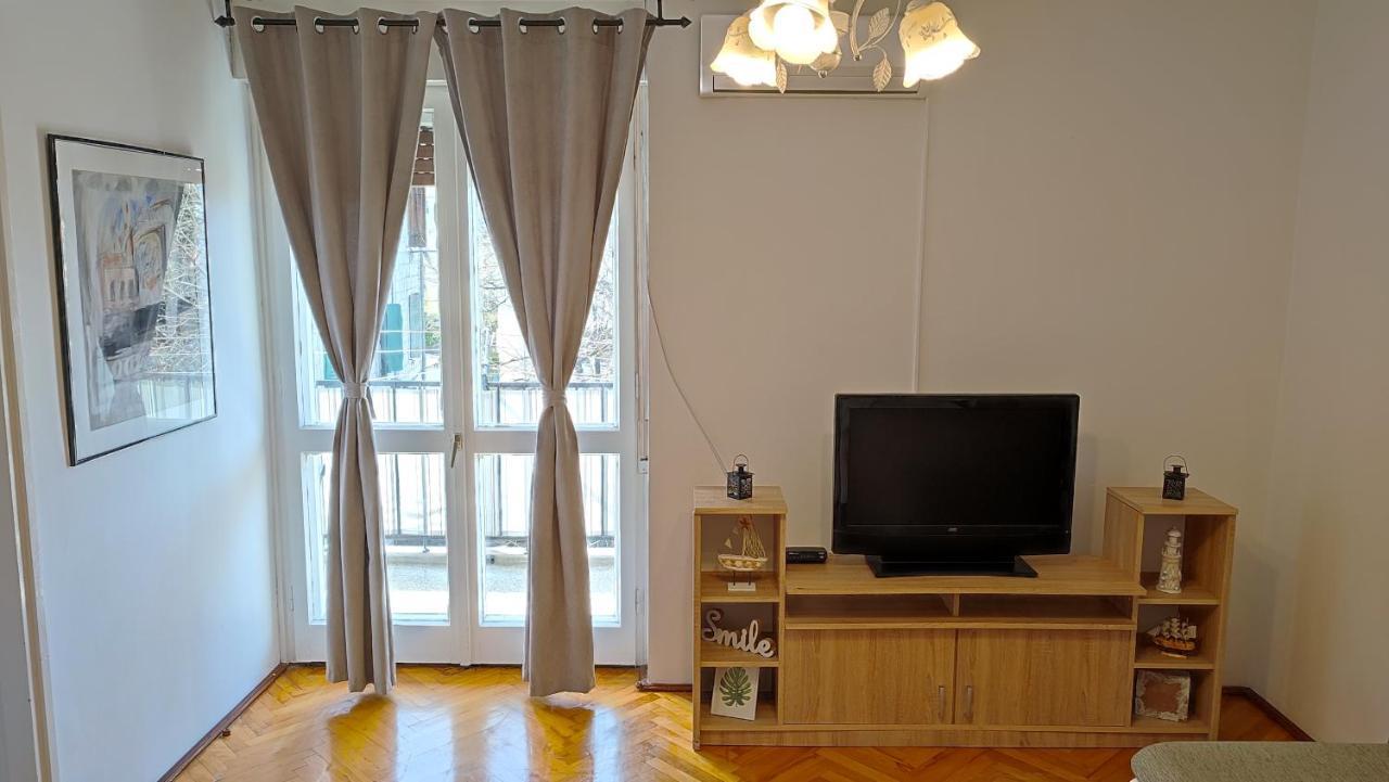 Deluxe Apartman Pervan Split Exteriör bild
