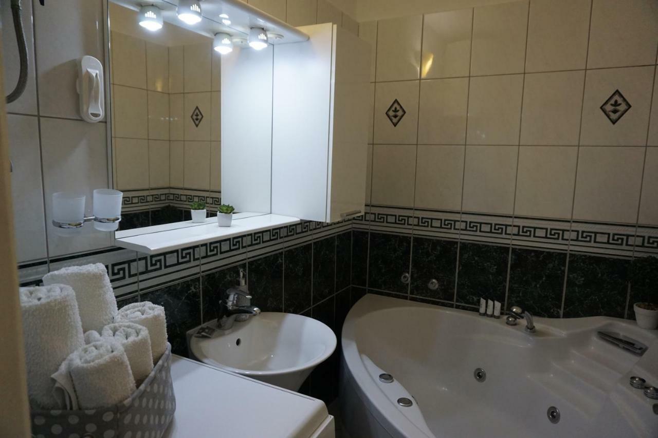 Deluxe Apartman Pervan Split Exteriör bild