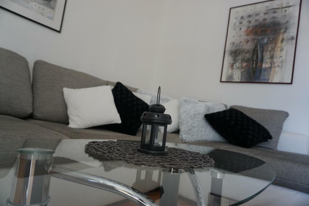 Deluxe Apartman Pervan Split Exteriör bild